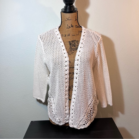 C.P. Shades White Cotton Crochet Lace Knit Cardigan Sweater Open Front Coastal M - Picture 2 of 12